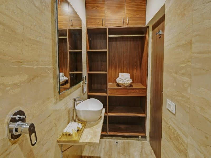 Fabhotel Kyra - Near Airport Road Αχμπανταμπάντ Εξωτερικό φωτογραφία