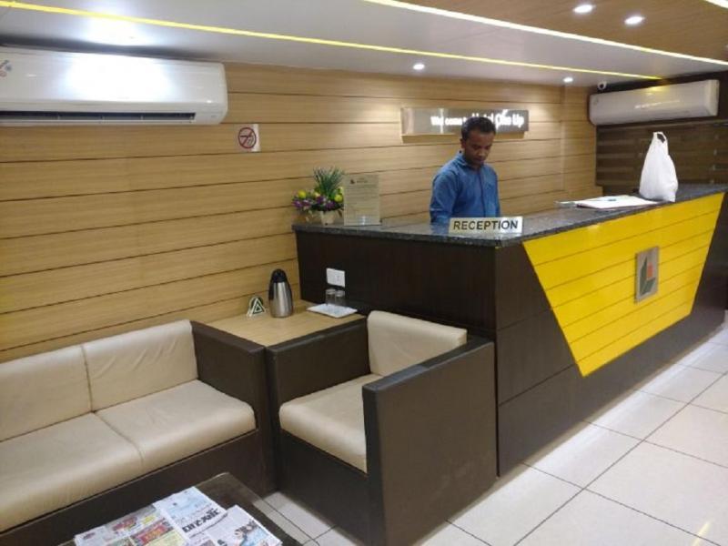 Fabhotel Kyra - Near Airport Road Αχμπανταμπάντ Εξωτερικό φωτογραφία