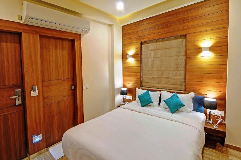 Fabhotel Kyra - Near Airport Road Αχμπανταμπάντ Εξωτερικό φωτογραφία