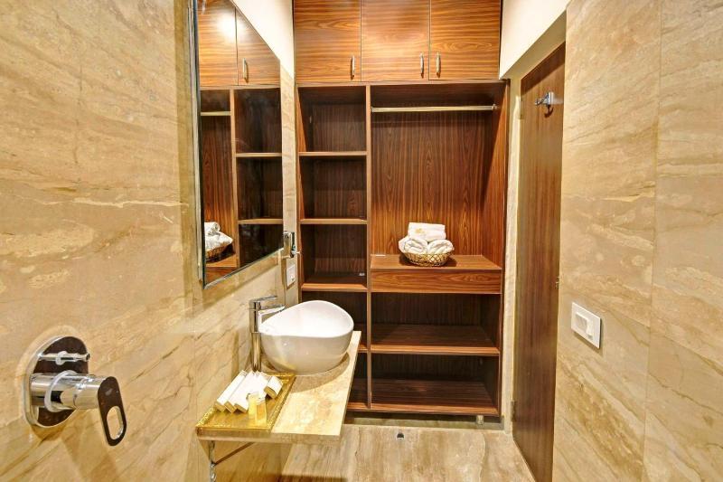 Fabhotel Kyra - Near Airport Road Αχμπανταμπάντ Εξωτερικό φωτογραφία
